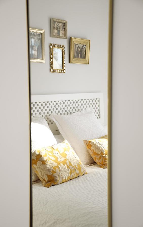 Yellow Jasper - Gemstone Getaway Marbellac Extérieur photo