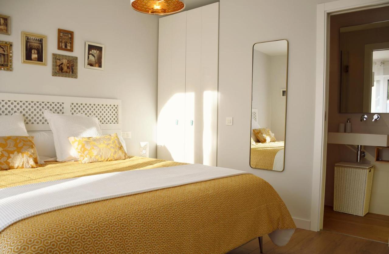 Yellow Jasper - Gemstone Getaway Marbellac Extérieur photo